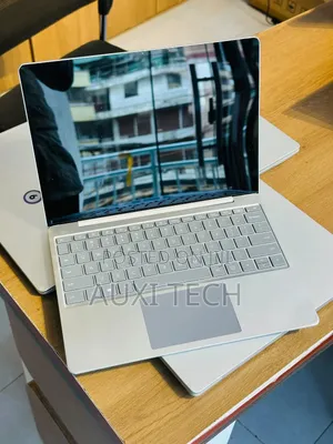 Laptop Microsoft Surface Go 16GB Intel Core i5 SSD 256GB