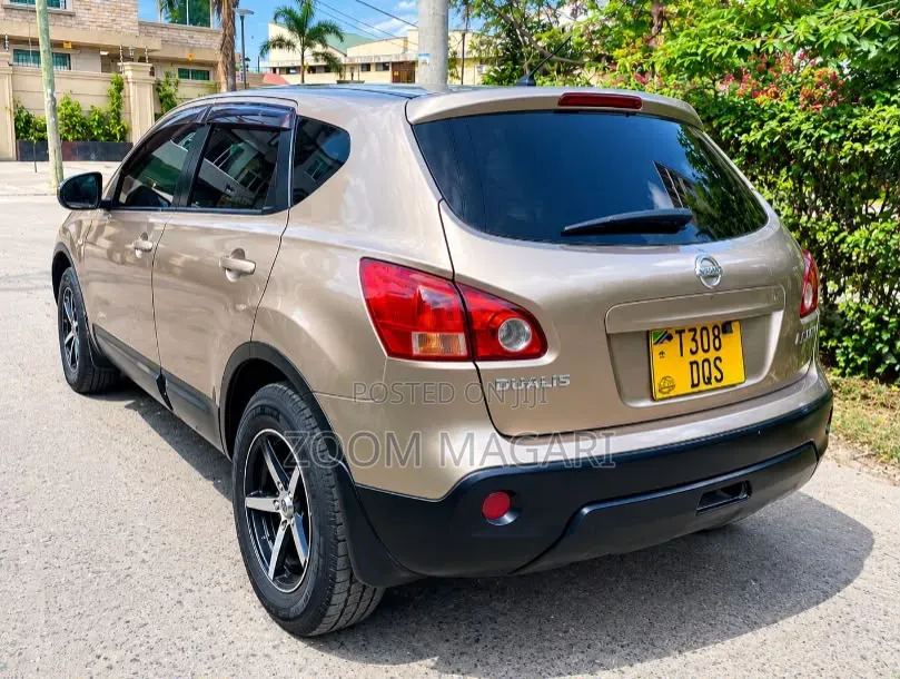 Nissan Dualis 2007 Beige
