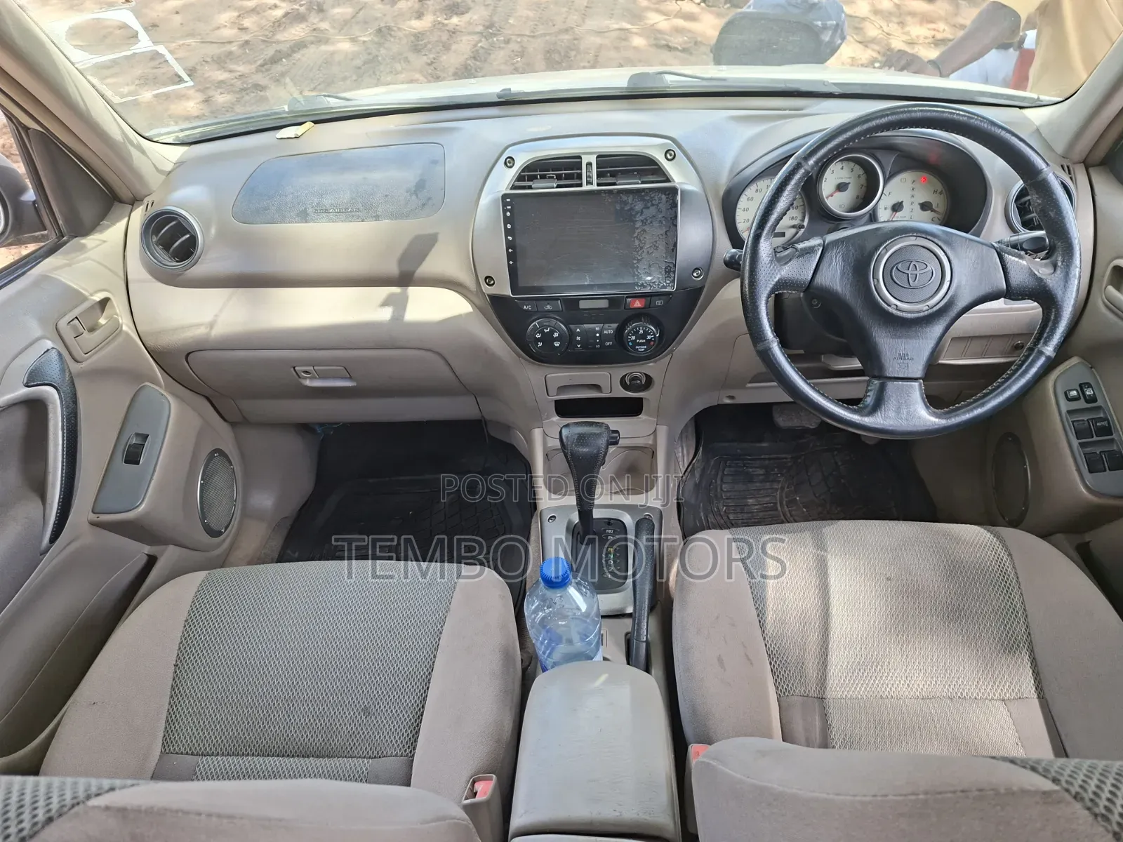Toyota RAV4 2002 Gold