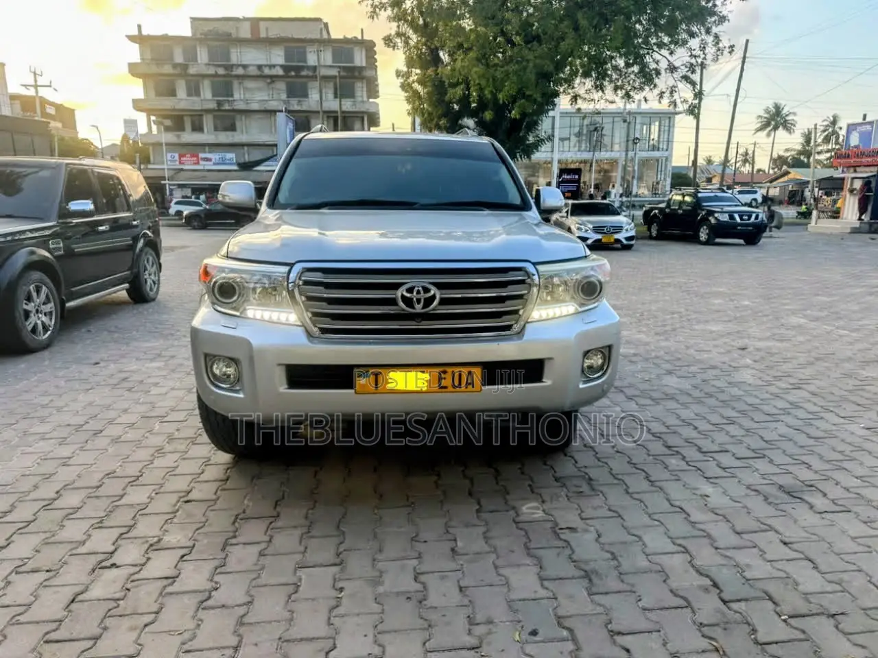 Toyota Land Cruiser 2015 Silver