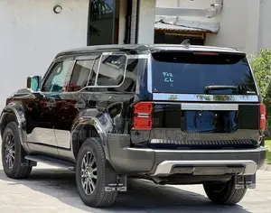 Toyota Land Cruiser Prado 2024 Black