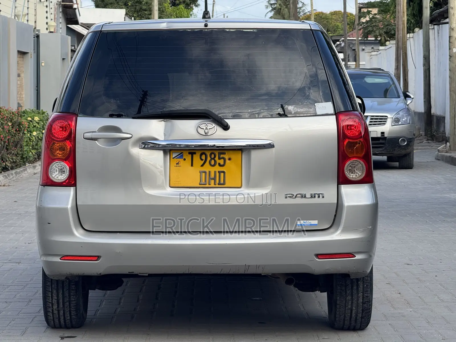Toyota Raum 2004 Silver