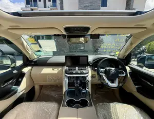 Toyota Land Cruiser LC300 2023 Matt Black