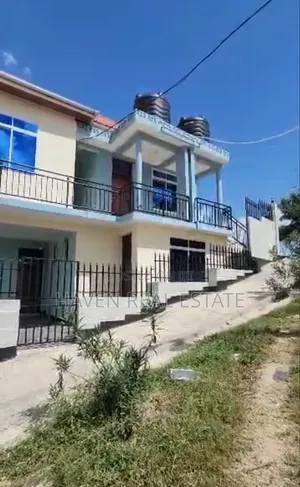 8bdrm Mansion in Kimara for sale