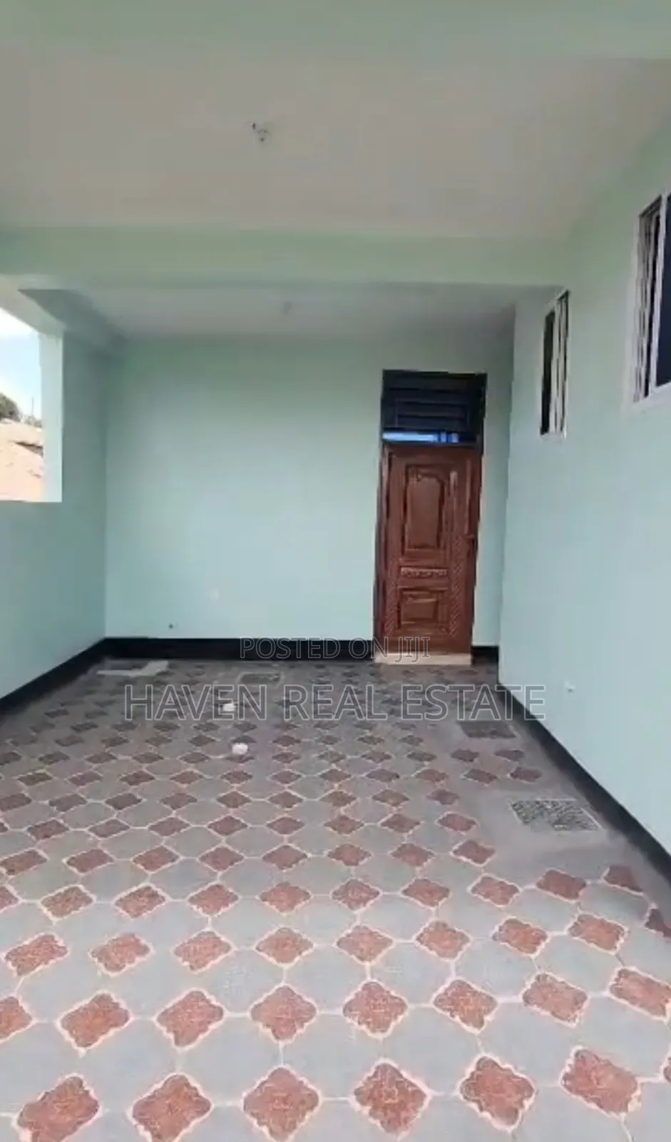 8bdrm Mansion in Kimara for sale