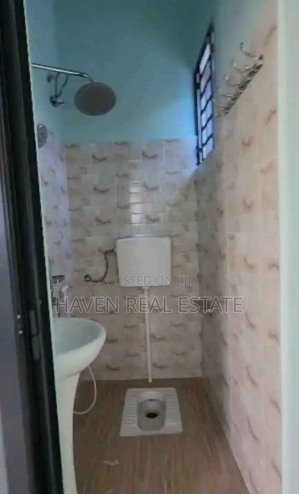 8bdrm Mansion in Kimara for sale