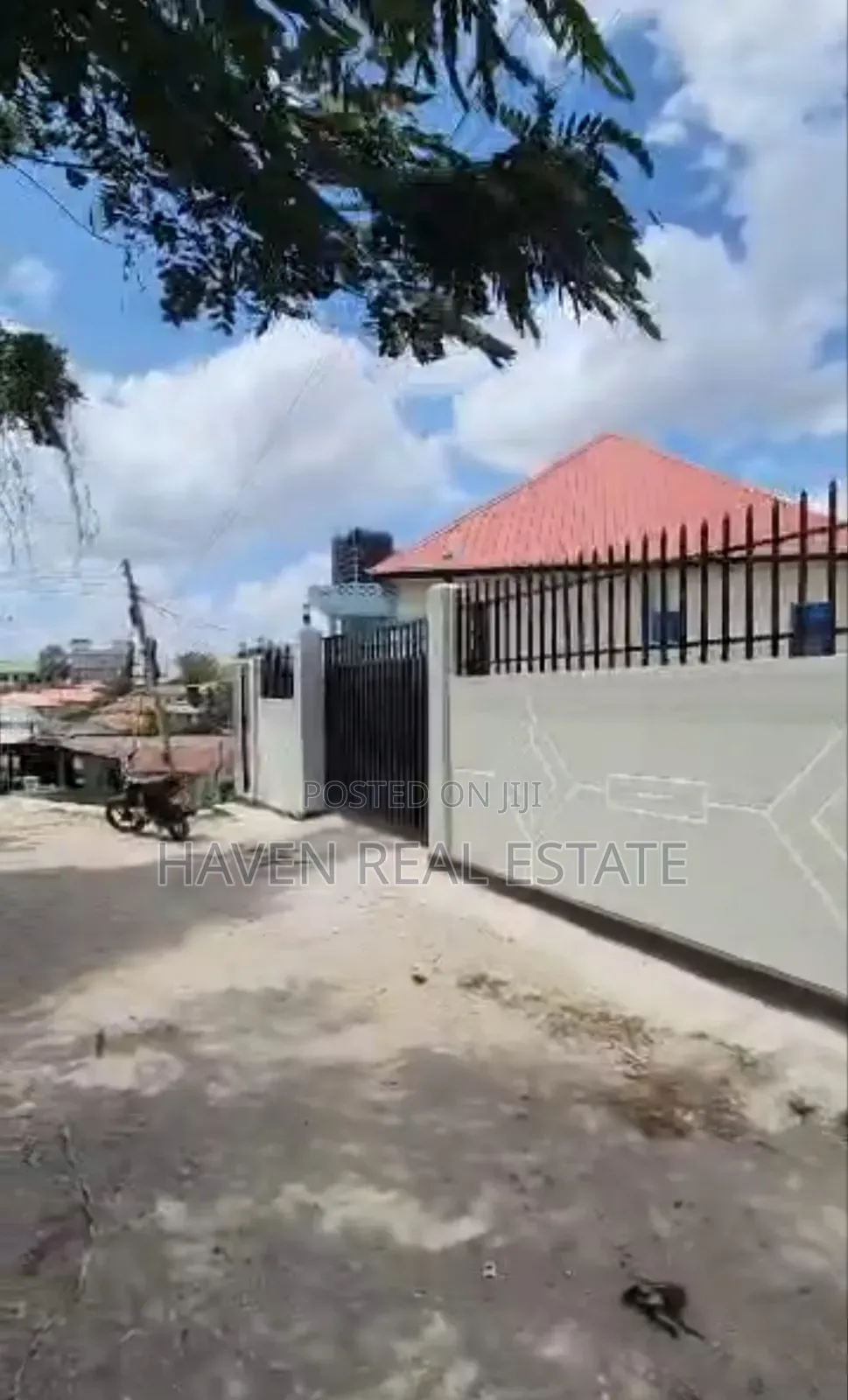 8bdrm Mansion in Kimara for sale