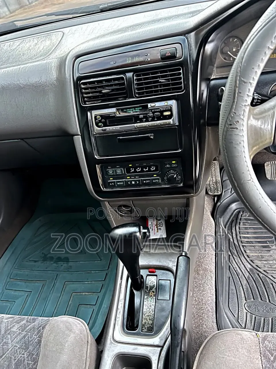 Toyota Carina 2000 White