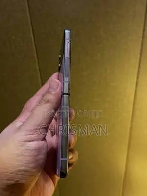 New Samsung Galaxy Z Flip4 512 GB Purple