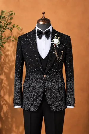 Dotted Black Colour Men's Suits Very Extraordinarily Smart