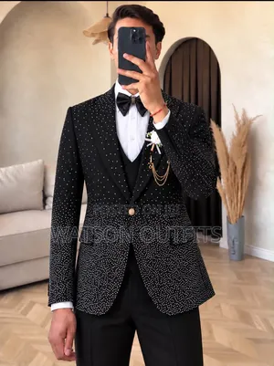 Dotted Black Colour Men's Suits Very Extraordinarily Smart