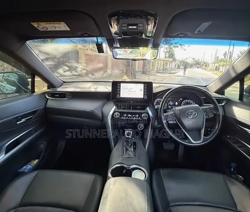 Toyota Harrier 2021 Black
