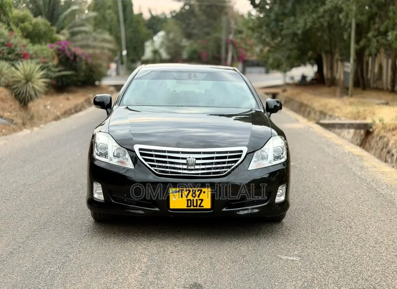 Toyota Crown 2009 Black
