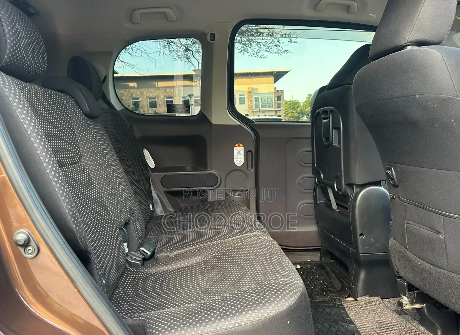 Toyota Porte 2015 Gray