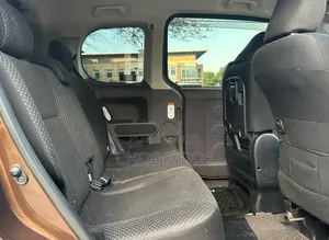 Toyota Porte 2015 Gray