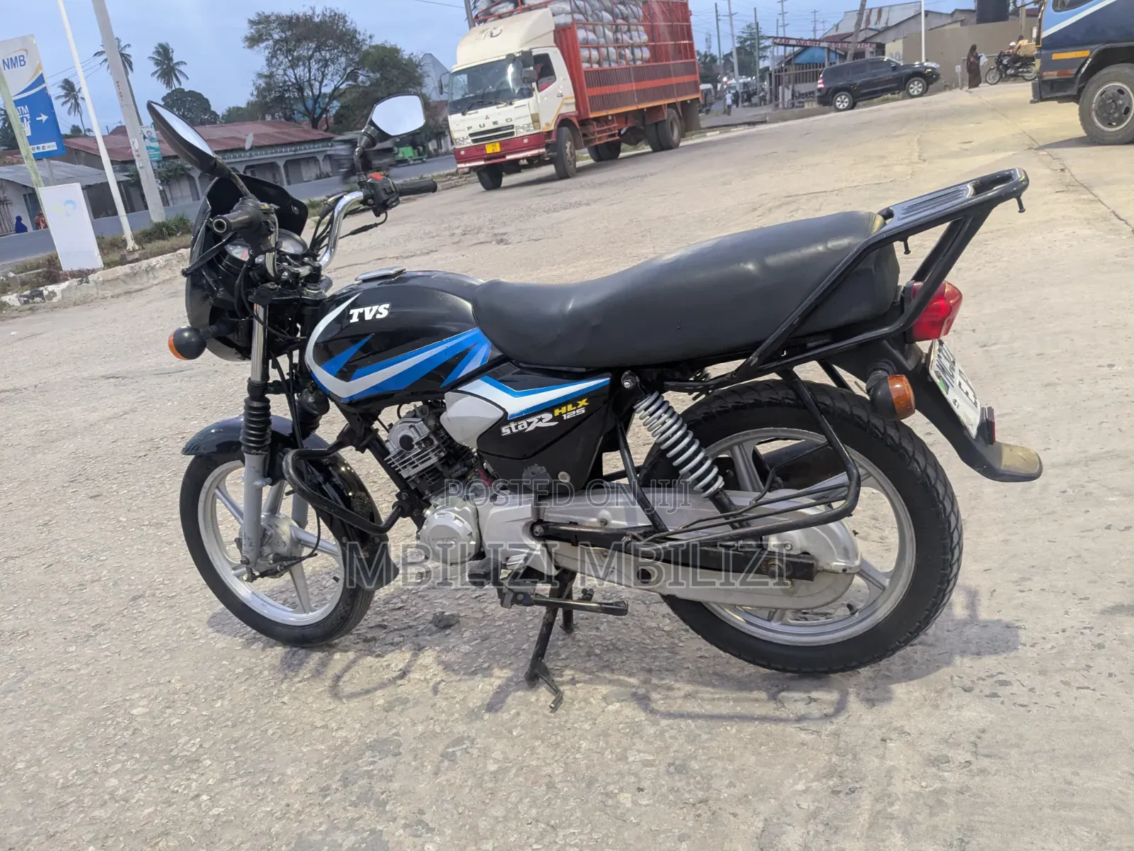 TVS HLX 125 2025 Black