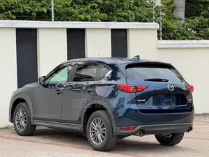 Mazda CX-5 2018 Blue