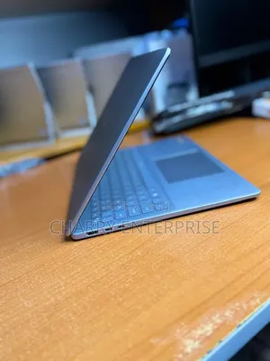 Laptop Dell Inspiron 16 Plus 7620 16GB AMD Ryzen SSD 512GB