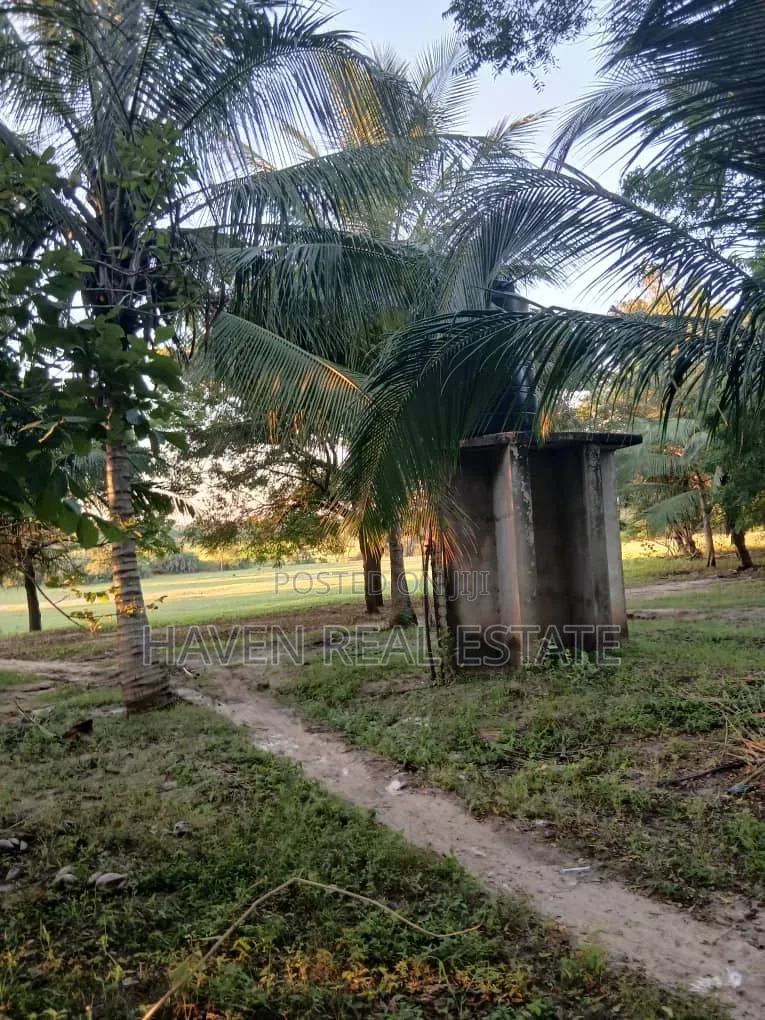 Shule Inauzwa Bagamoyo
