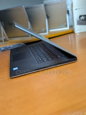 Laptop Dell XPS 15 7590 64GB Intel Core i7 SSD 512GB