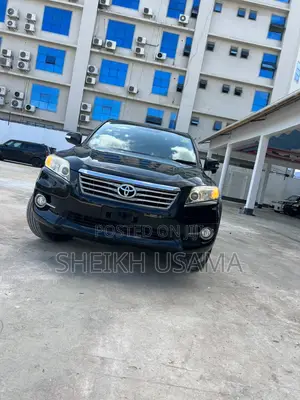 Toyota Vanguard 2013 Black