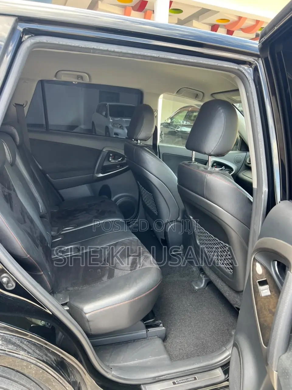 Toyota Vanguard 2013 Black