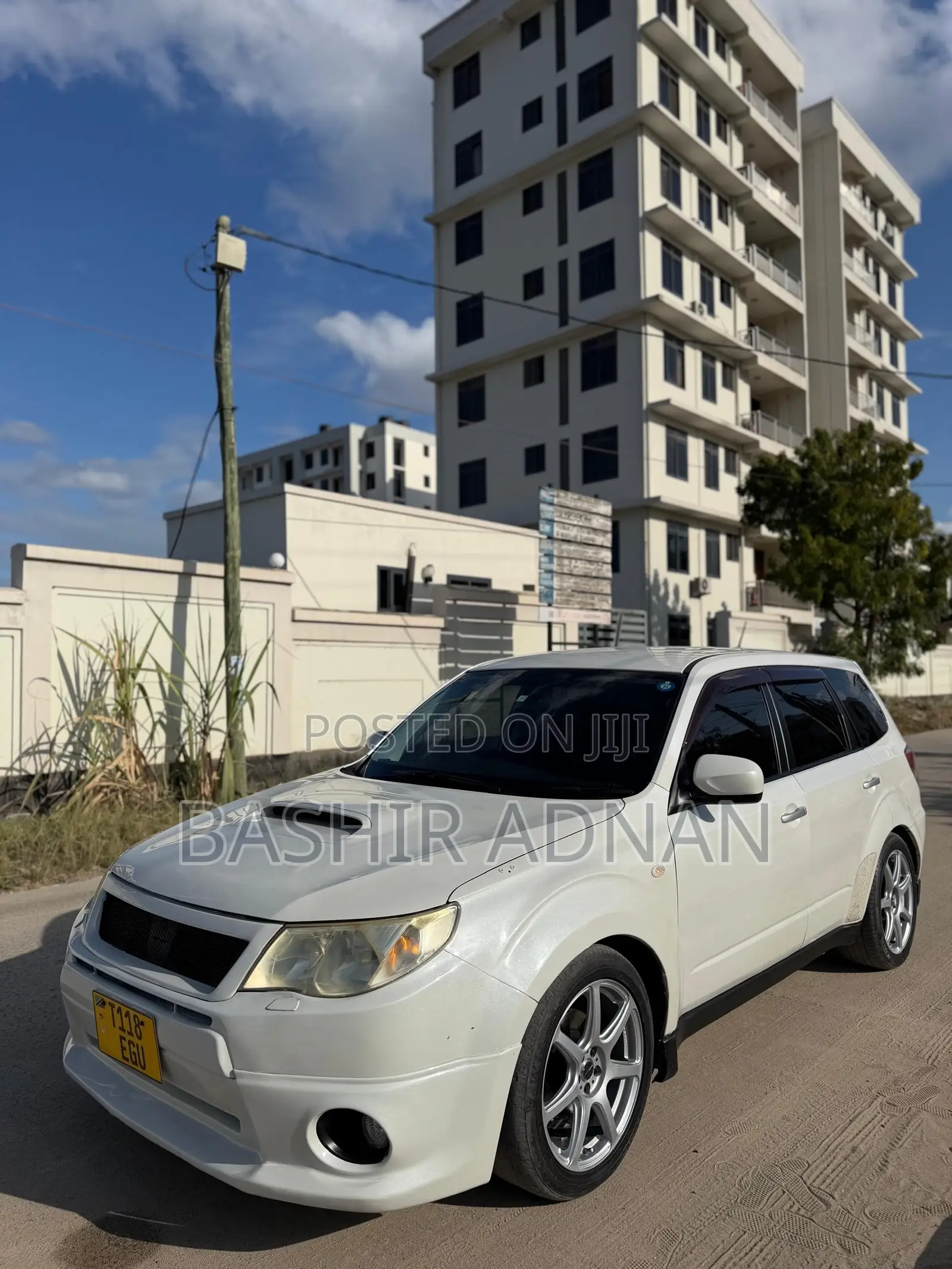 Subaru Forester 2010 Off white