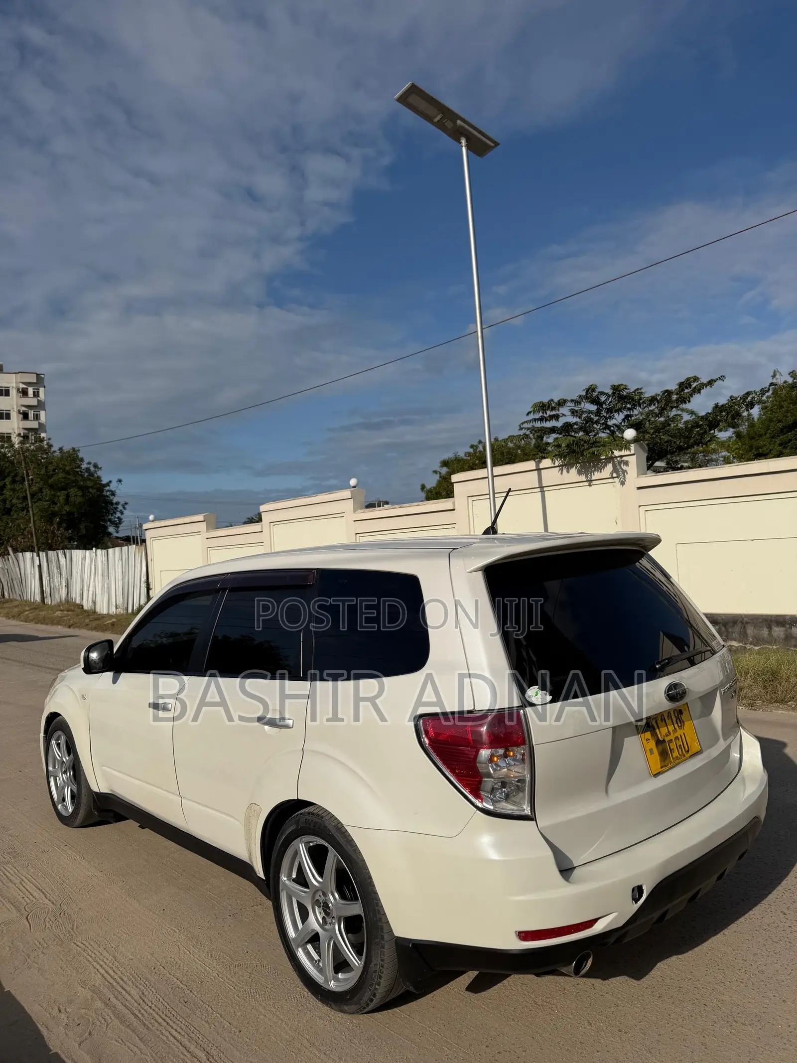 Subaru Forester 2010 Off white