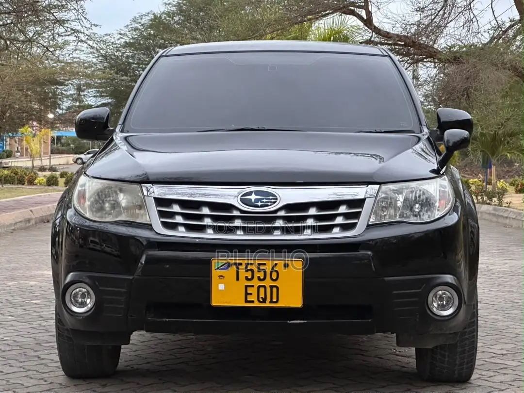 Subaru Forester 2010 Black