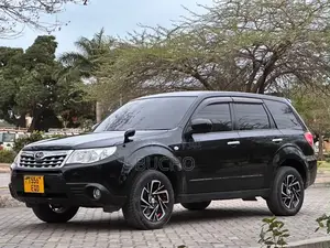 Subaru Forester 2010 Black