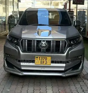 Toyota Land Cruiser Prado 2018 Gray