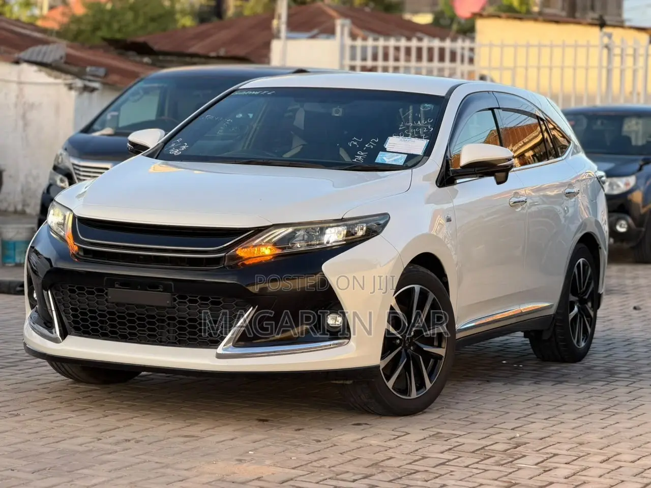 Toyota Harrier 2016 White