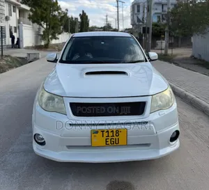 Subaru Forester 2.5X 2011 White