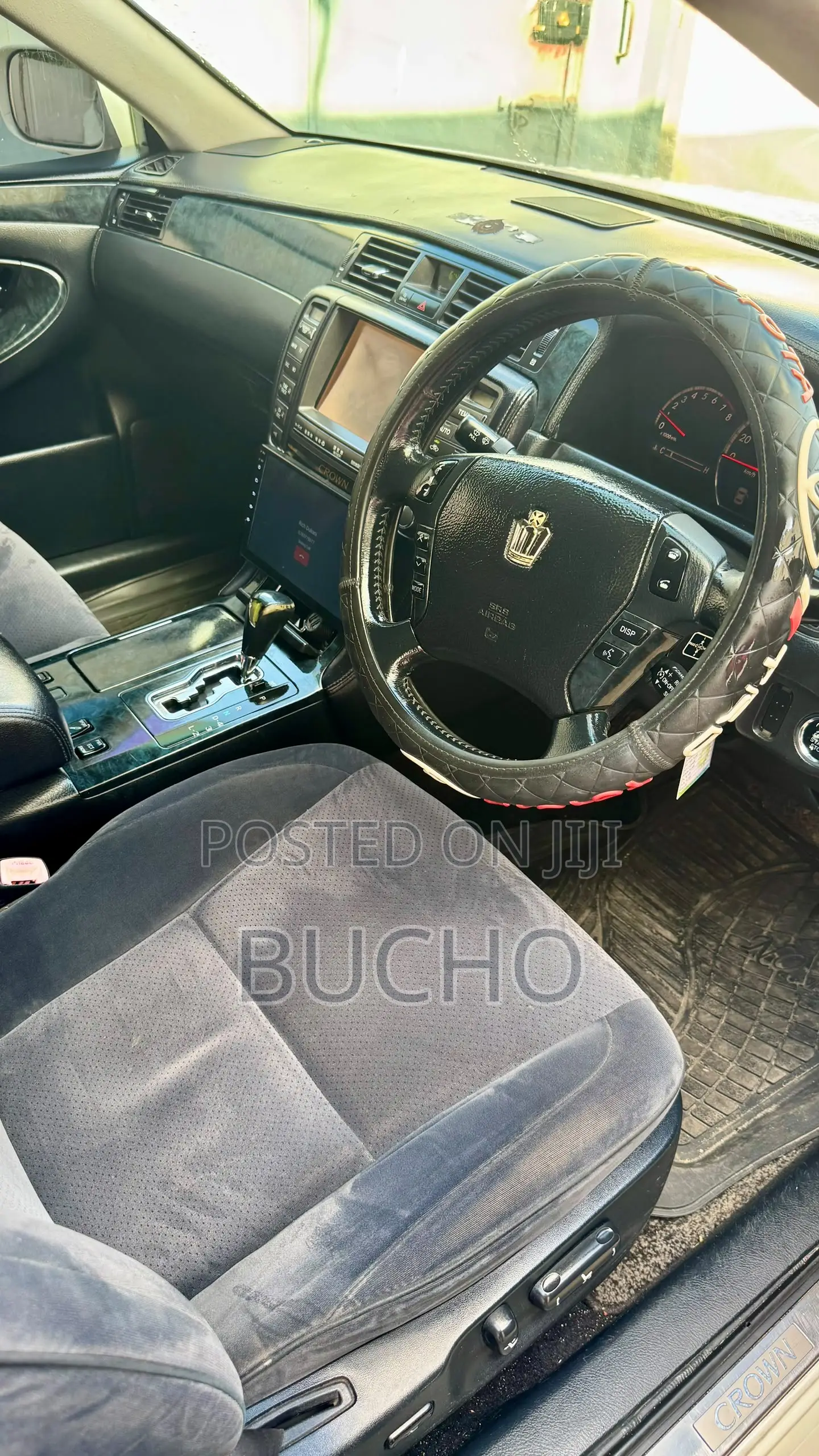 Toyota Crown 2006 White