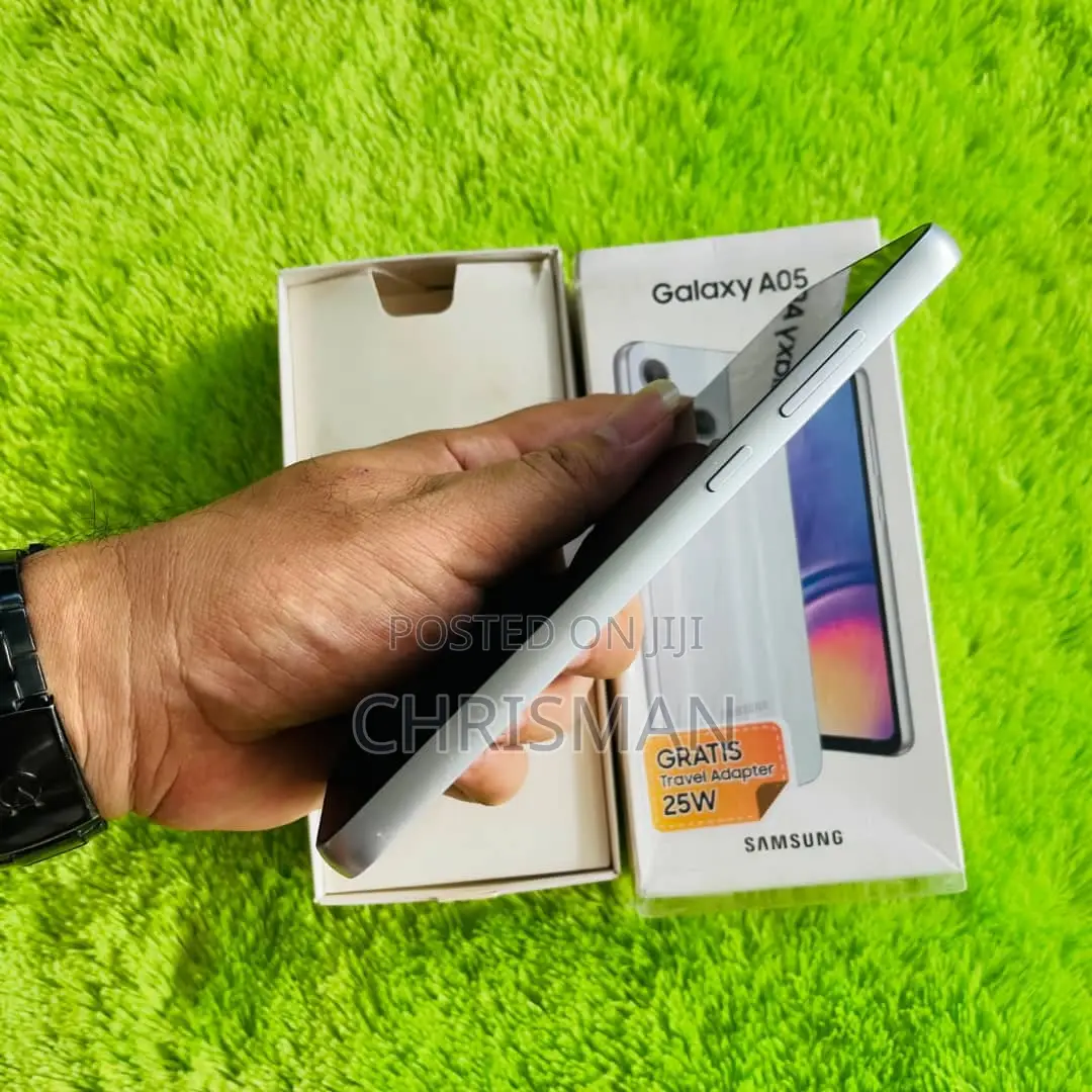 New Samsung Galaxy A05 128 GB White
