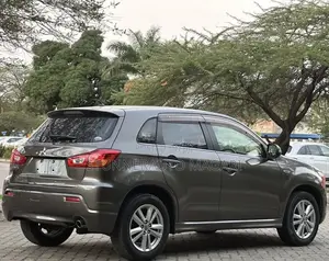 Mitsubishi RVR 2.0 2011 Gray