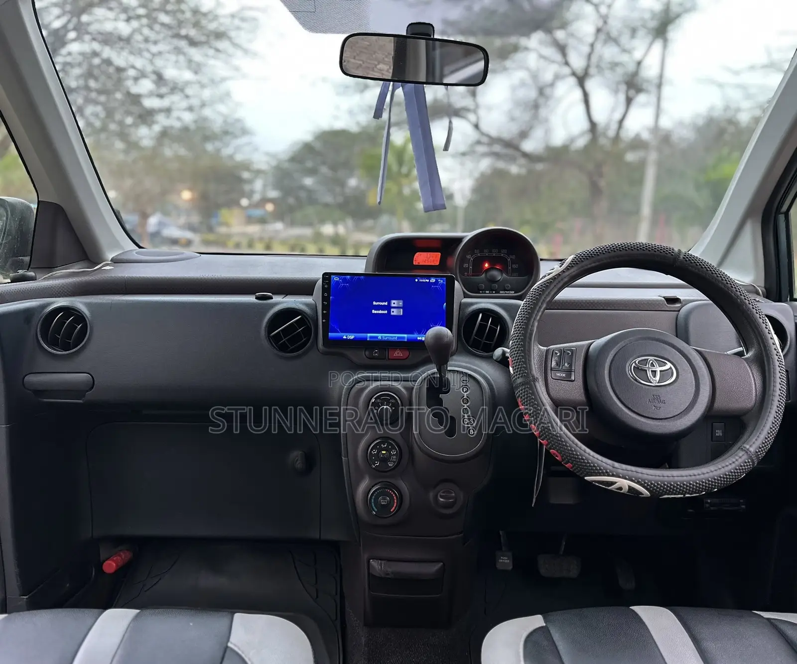 Toyota Porte 2015 Gray