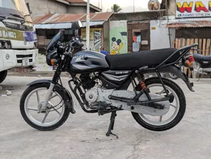 Bajaj Boxer 125 2026 Black