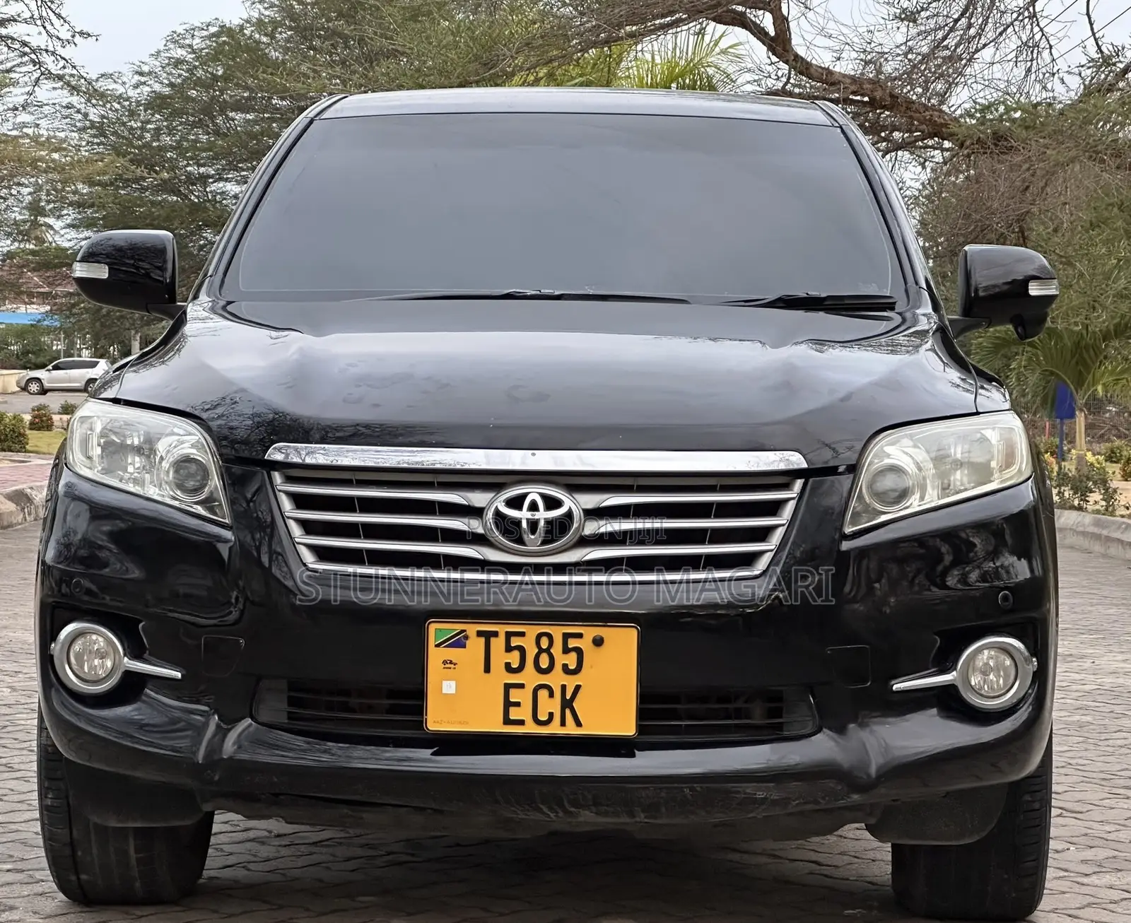 Toyota Vanguard 2010 Black