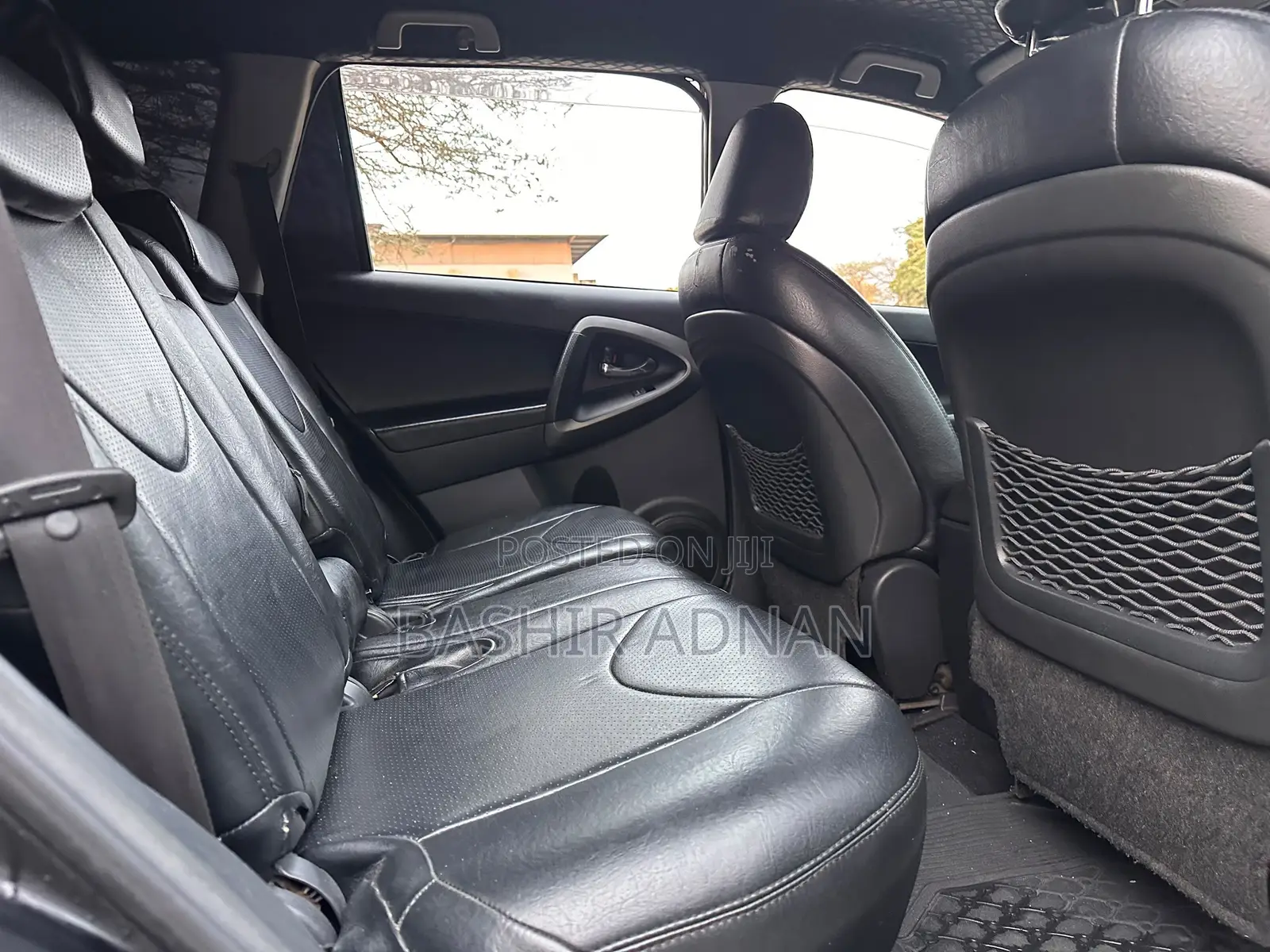 Toyota Vanguard 2010 Black