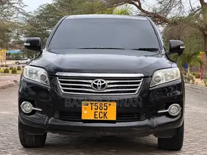 Toyota Vanguard 2010 Black