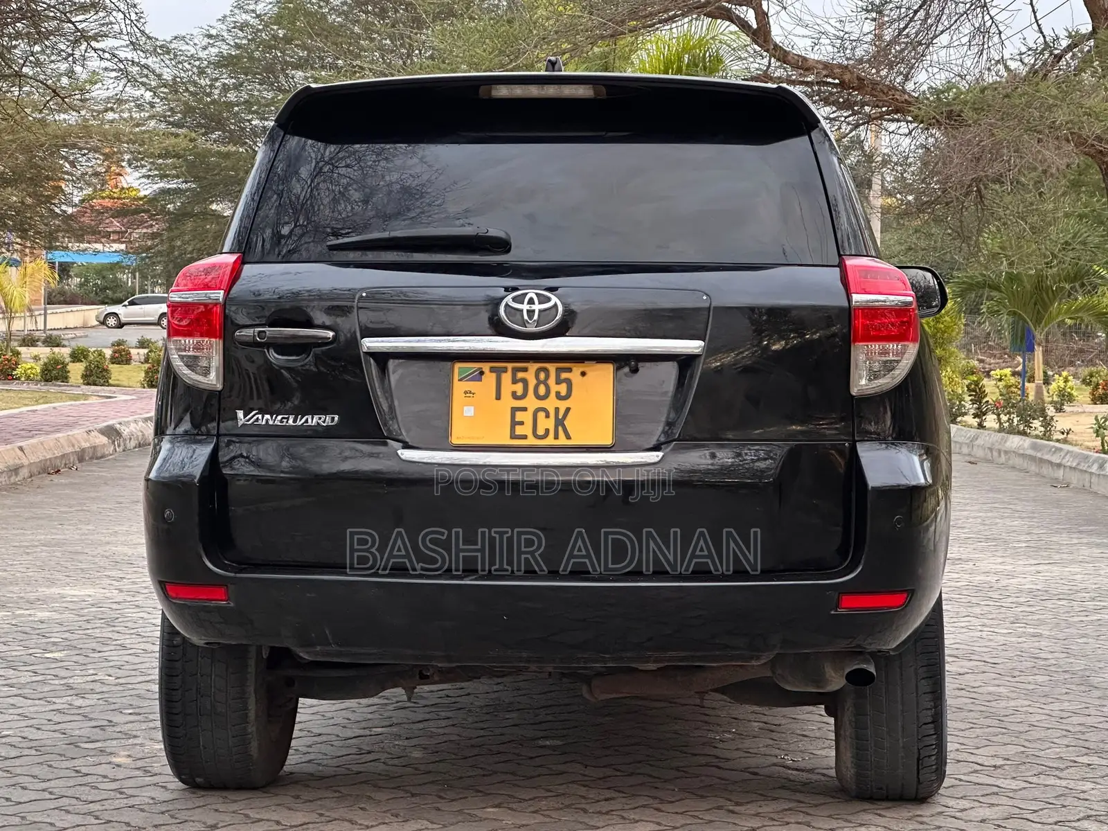 Toyota Vanguard 2010 Black