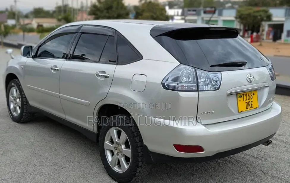 Toyota Harrier 2005 Silver