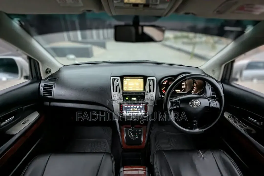 Toyota Harrier 2005 Silver