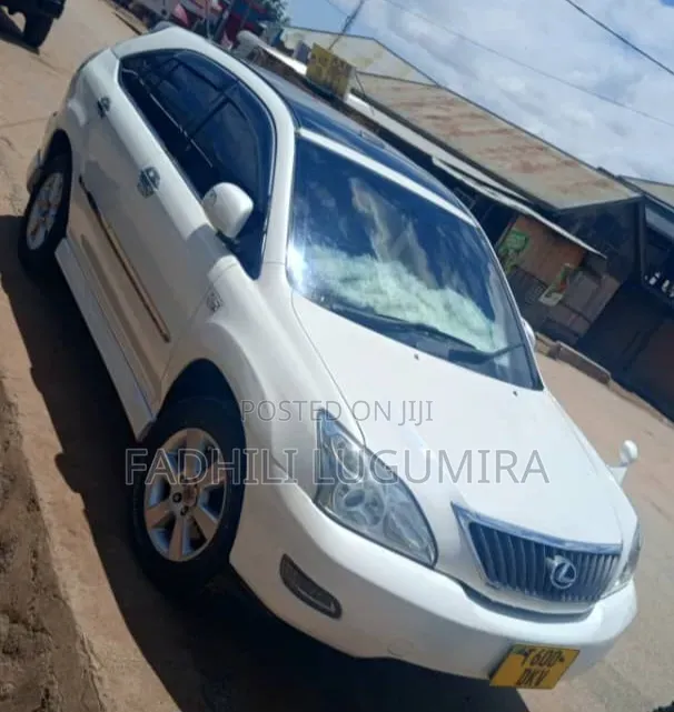 Toyota Harrier 2006 White