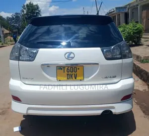 Toyota Harrier 2006 White