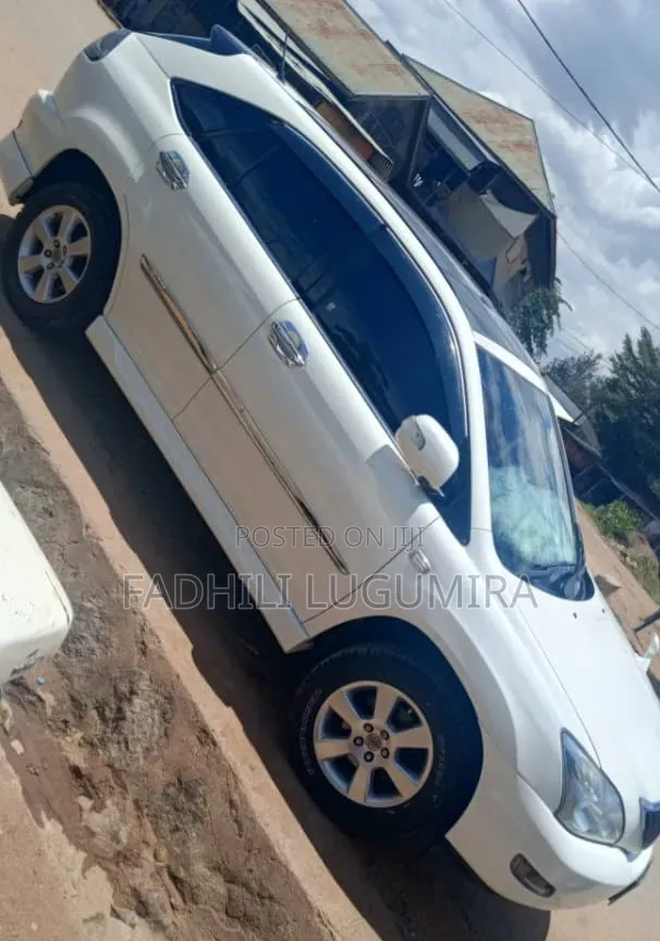Toyota Harrier 2006 White