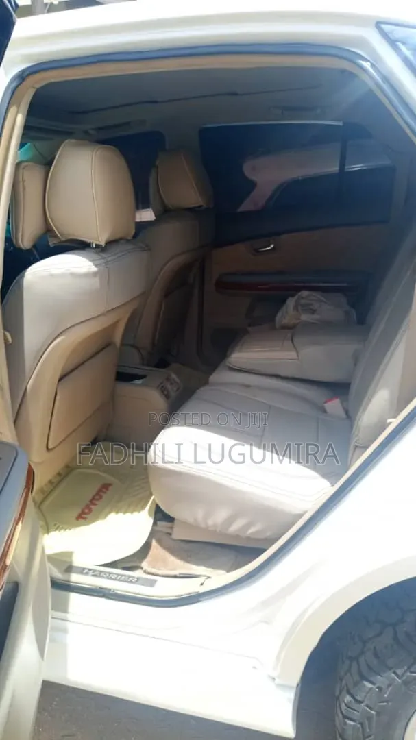 Toyota Harrier 2006 White