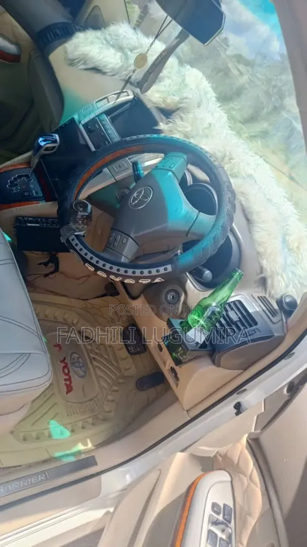 Toyota Harrier 2006 White