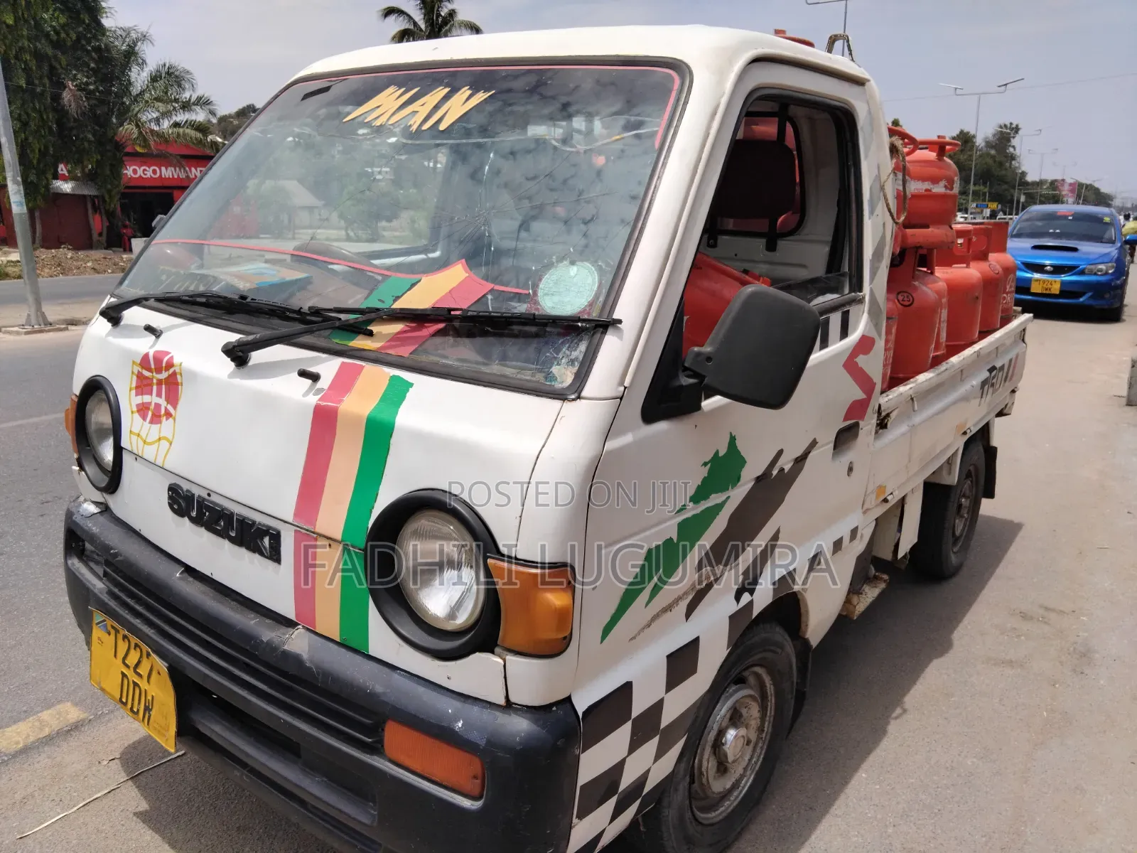 Suzuki Carry Inauzwa